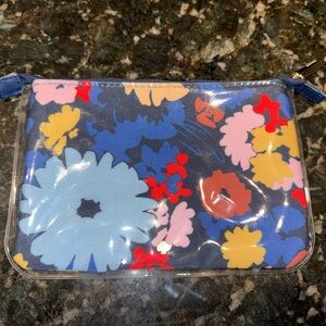 Kate Spade Pencil Pouch Cosmetic Bag Plastic Covered Flowers‎ (Papyrus) Blue R